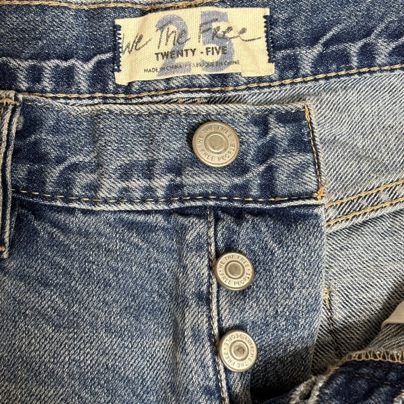 We The Free People Jean Shorts Women's 25 Blue Button Fly Distressed High Waist - Picture 4 of 9